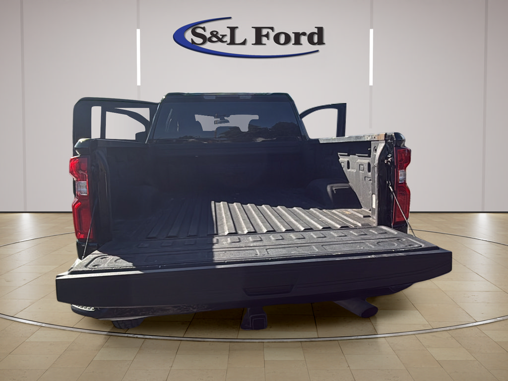 Used 2020 Chevrolet Silverado 2500 Custom w/ Custom Convenience Package AWD/4WD image 13