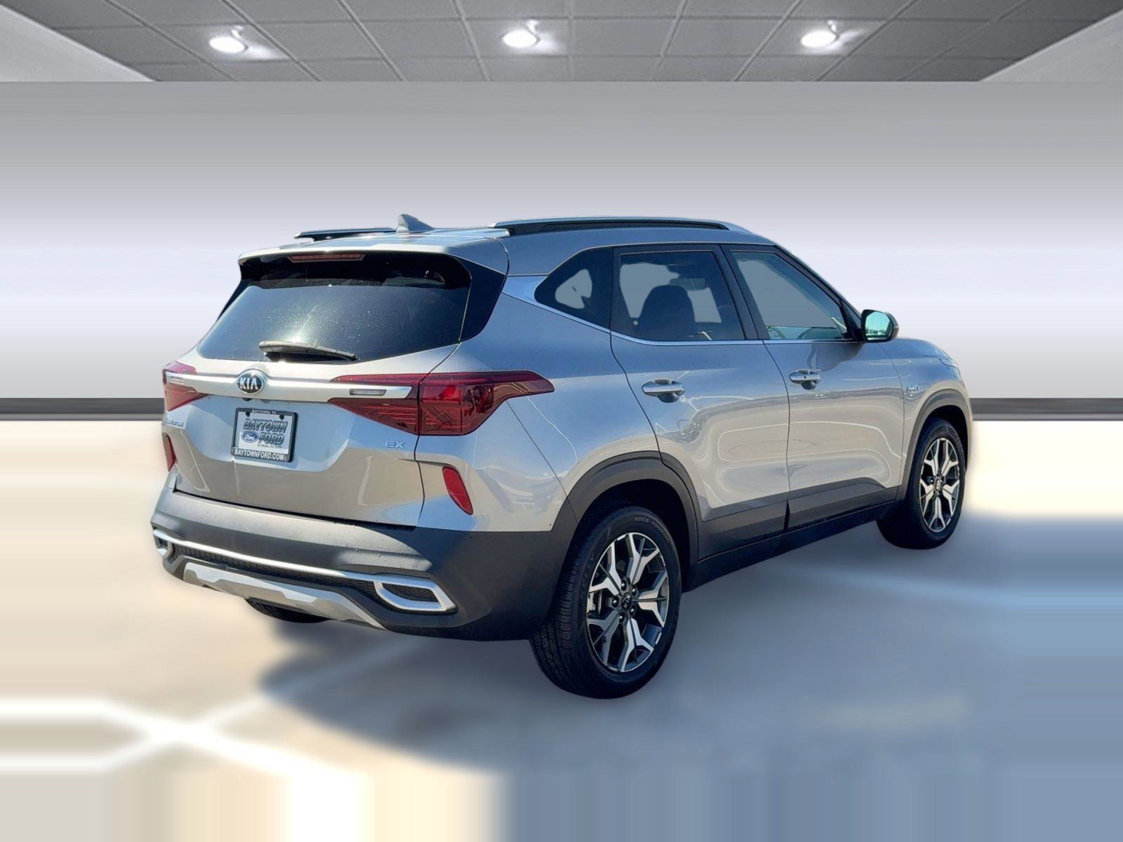 Used 2021 Kia Seltos EX image 3