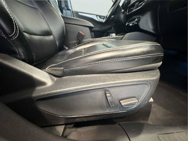 Certified 2024 Ford Escape Platinum AWD/4WD image 27