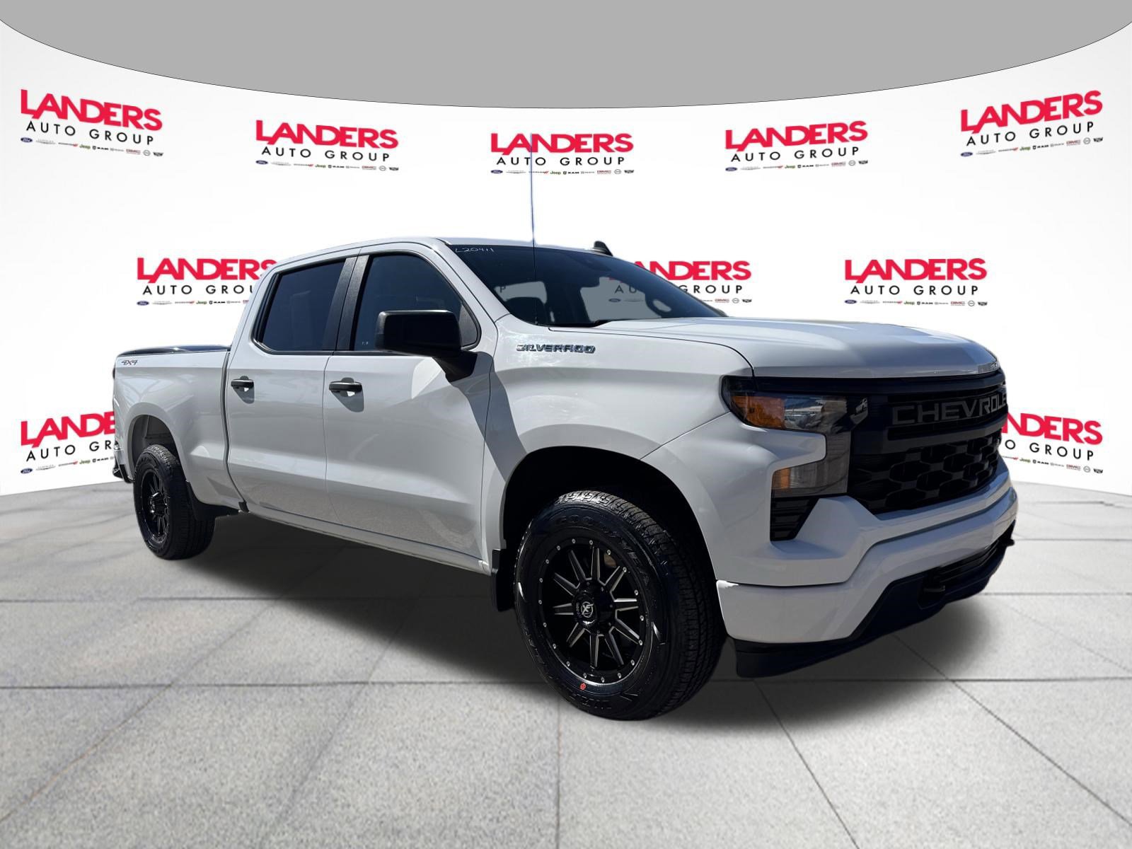 Used 2022 Chevrolet Silverado 1500 Custom image 7