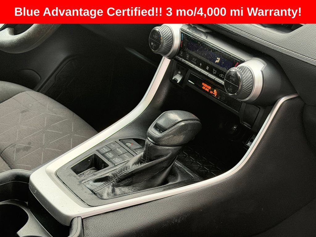Used 2019 Toyota RAV4 XLE AWD/4WD image 12