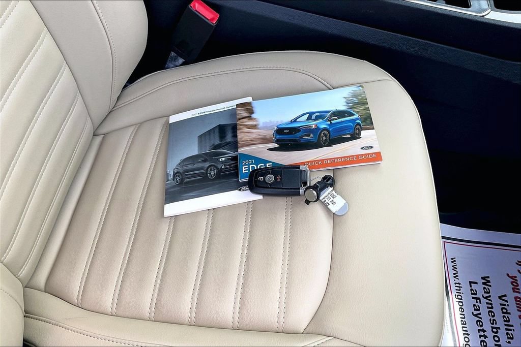 Certified 2021 Ford Edge SEL w/ Cargo Accessory Package AWD/4WD image 11
