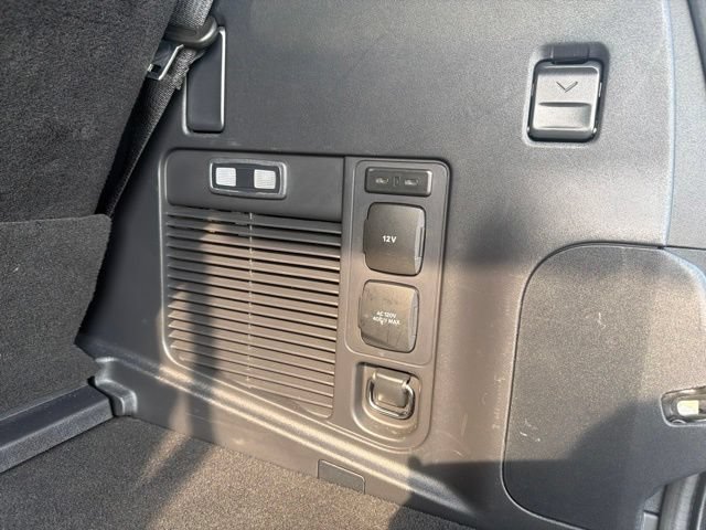 Certified 2025 Ford Expedition Active AWD/4WD image 15