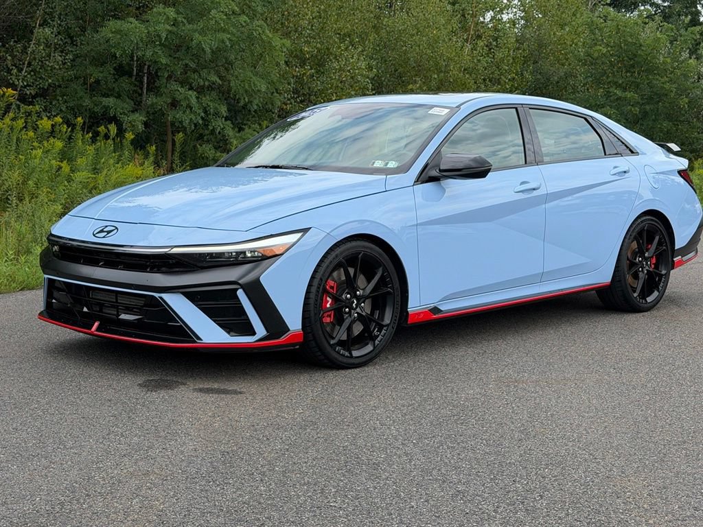 Used 2025 Hyundai Elantra N FWD image 32