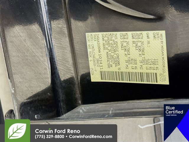 Used 2022 Nissan Titan SV w/ SV Convenience Package image 35