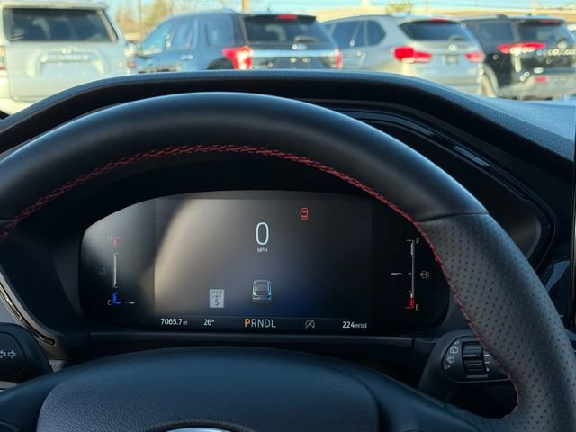 Certified 2025 Ford Escape ST-Line w/ Tech Pack #1 image 18