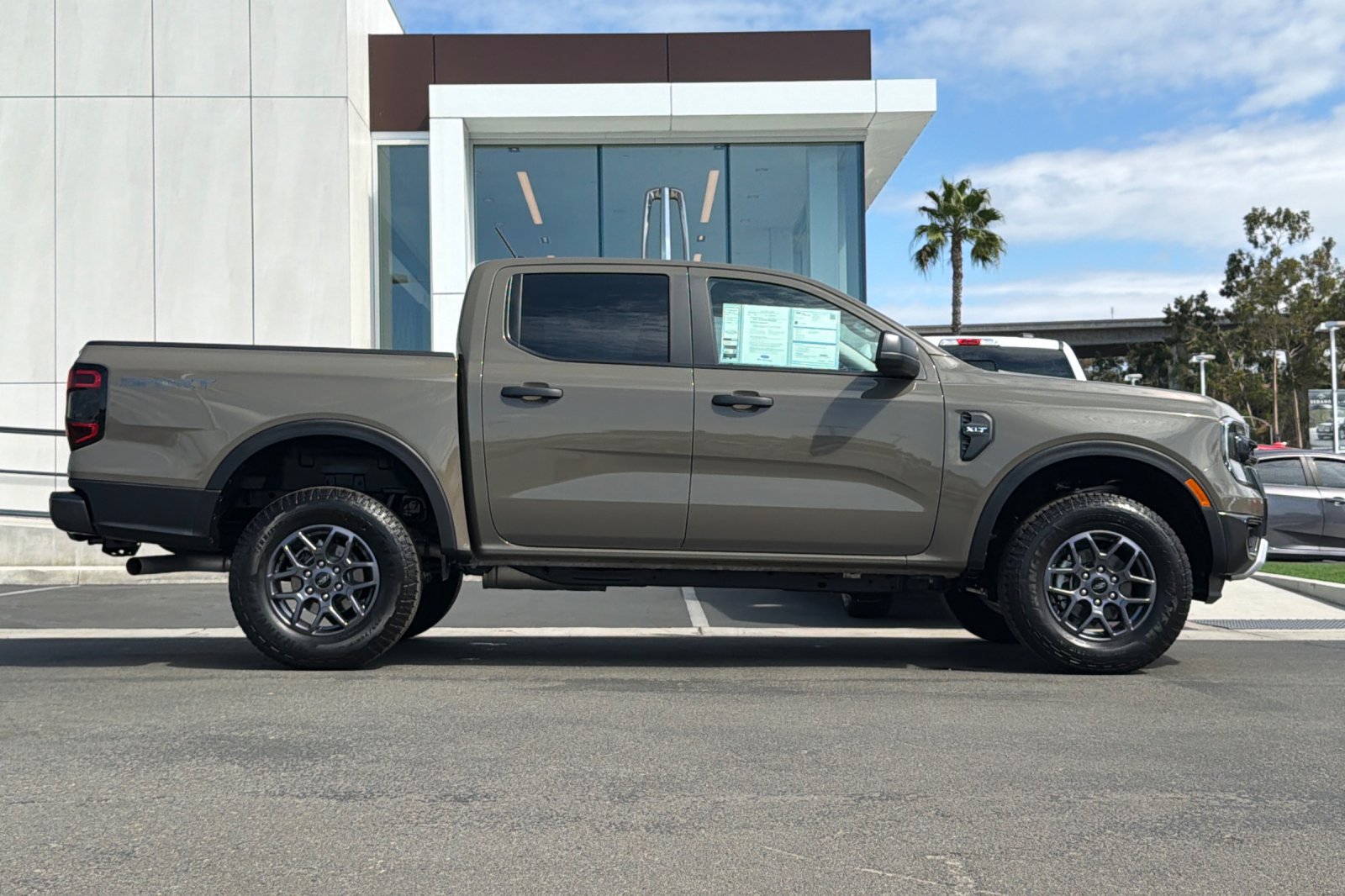 Certified 2025 Ford Ranger XLT w/ Convenience Package RWD image 2