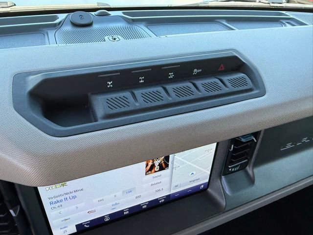 Certified 2024 Ford Bronco Wildtrak image 21