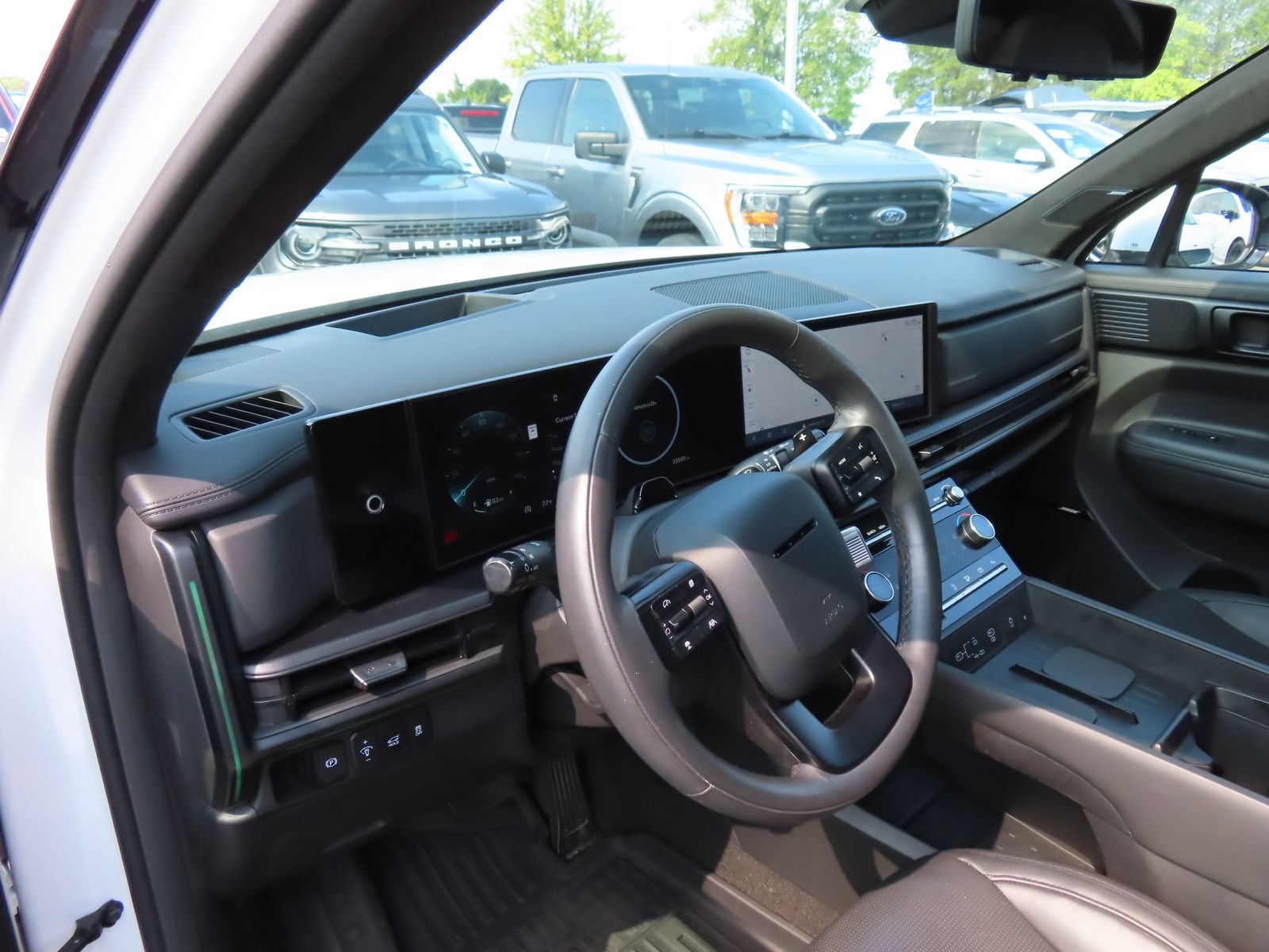 Used 2024 Hyundai Santa Fe Calligraphy AWD/4WD image 15
