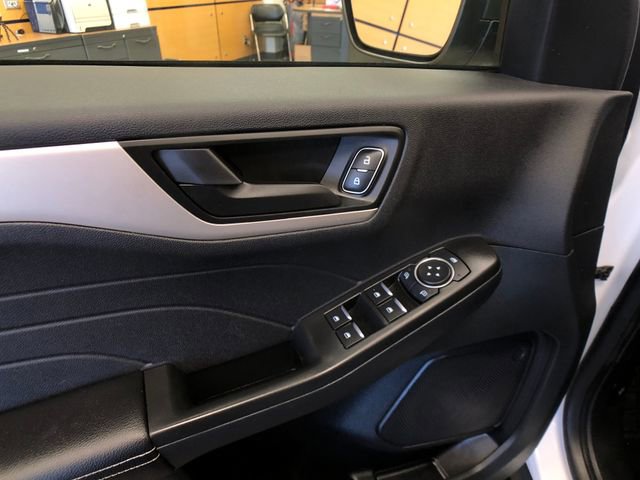 Certified 2022 Ford Escape SE w/ Convenience Package FWD image 12
