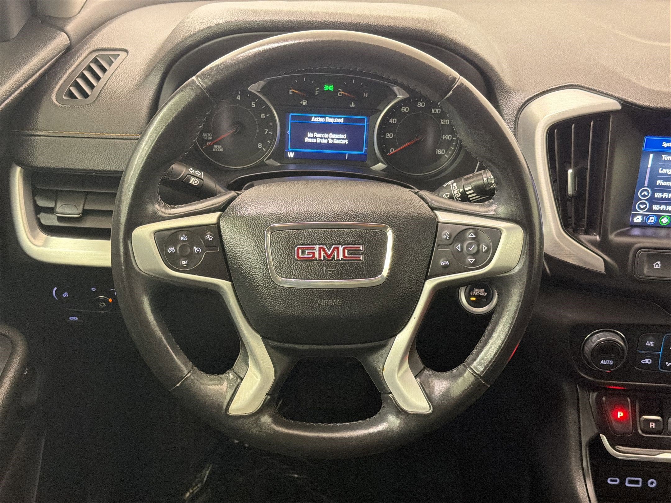 Used 2021 GMC Terrain SLE w/ Driver Convenience Package FWD image 16