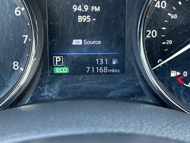 Used 2018 Nissan Rogue SV AWD/4WD image 24