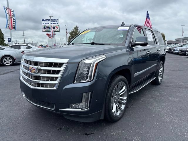 Used 2020 Cadillac Escalade Luxury w/ LPO, Radiant Package AWD/4WD image 5