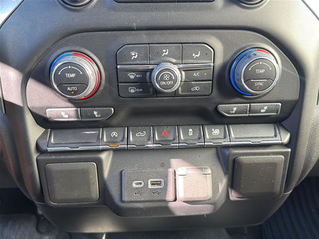 Used 2021 Chevrolet Silverado 1500 LT AWD/4WD image 19