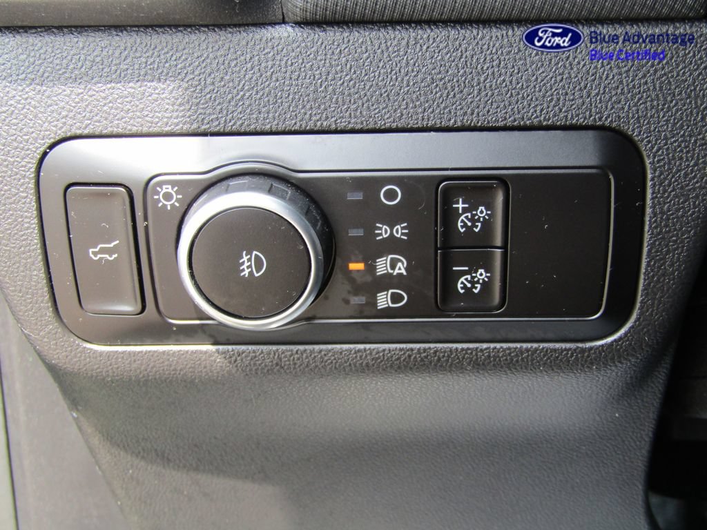Certified 2025 Ford Bronco Sport Outer Banks w/ Outer Banks Tech Package+ AWD/4WD image 28