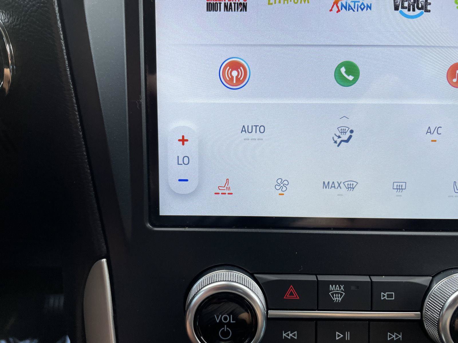 Certified 2024 Ford Edge SEL AWD/4WD image 25