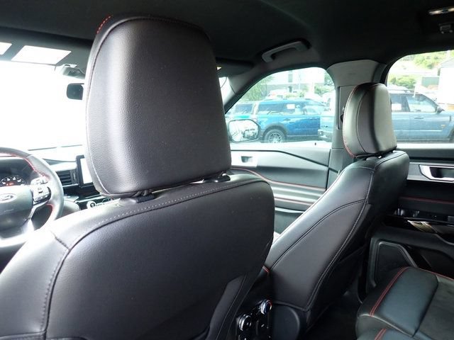 Certified 2024 Ford Explorer ST-Line w/ Class IV Trailer Tow Package AWD/4WD image 19