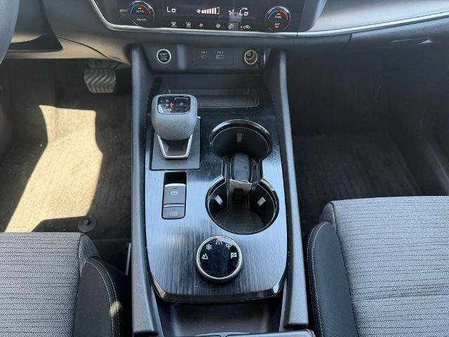 Used 2023 Nissan Rogue SV AWD/4WD image 21