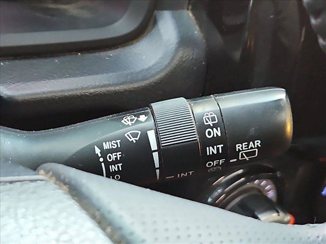 Used 2019 Toyota 4Runner TRD Off-Road Premium AWD/4WD image 27