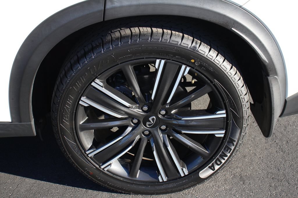 Used 2022 INFINITI QX50 Luxe w/ Appearance Package FWD image 14