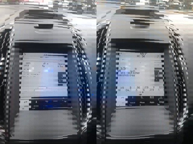 Certified 2020 Ford Edge SE image 8