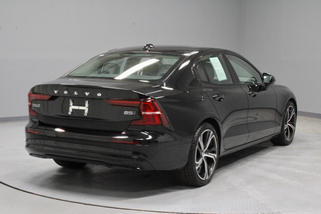 Used 2024 Volvo S60 B5 Plus w/ Climate Package AWD/4WD image 12