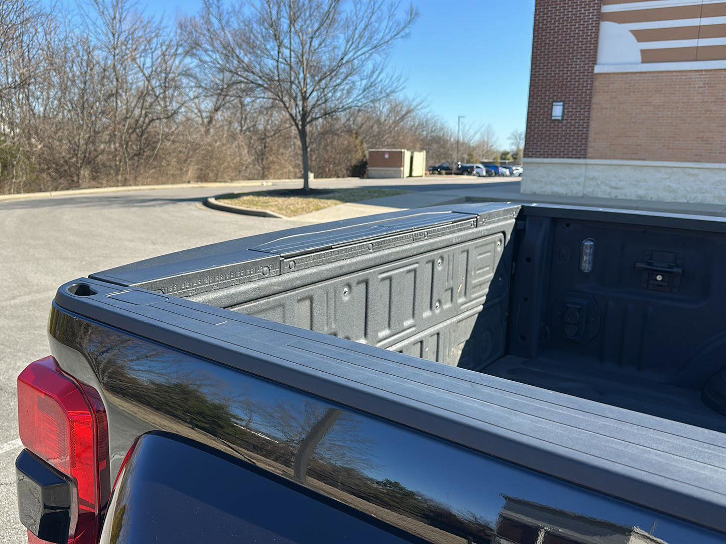 Certified 2023 Ford F450 Lariat w/ Lariat Ultimate Package image 9