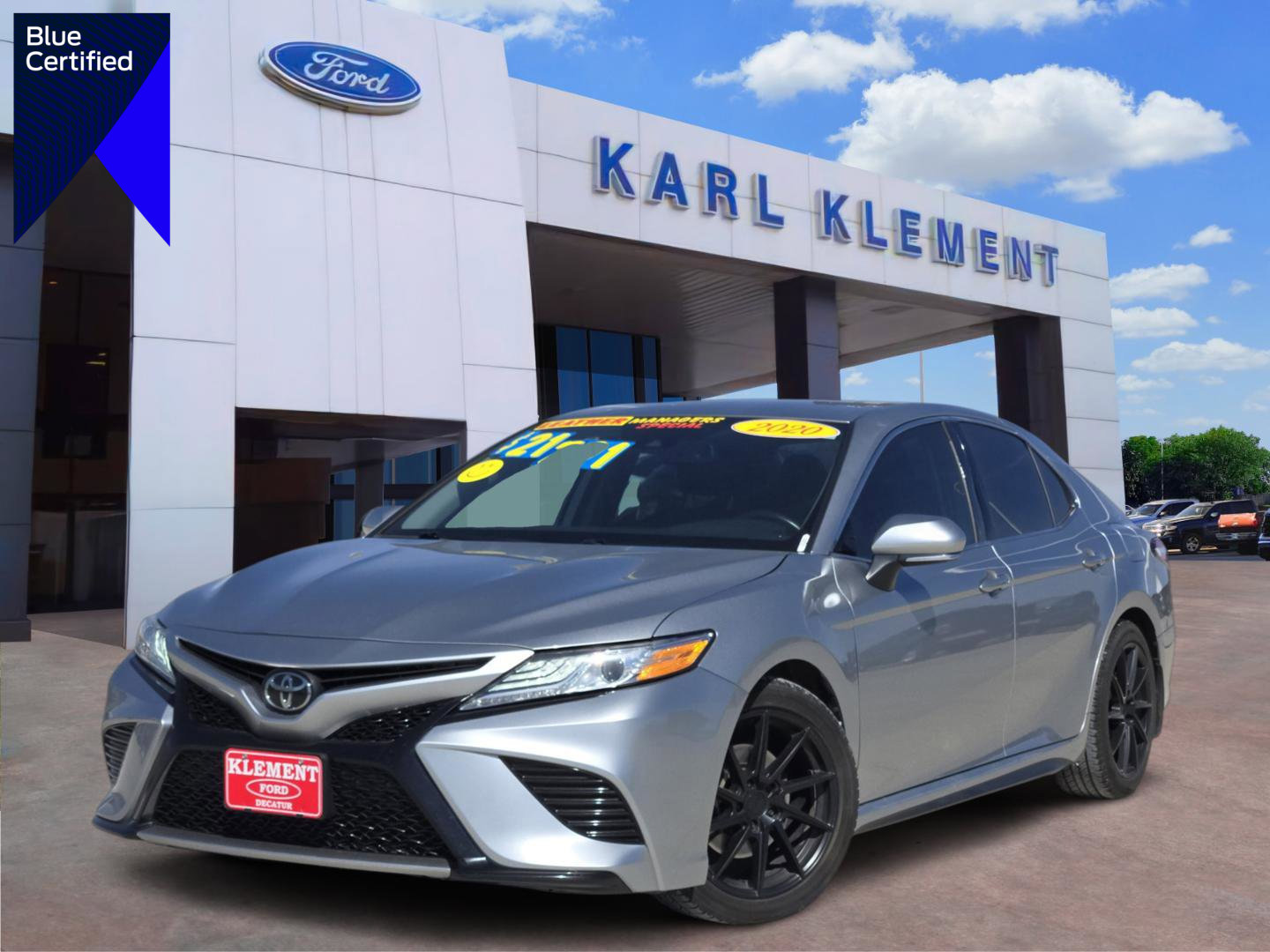 Used 2020 Toyota Camry XSE image 1