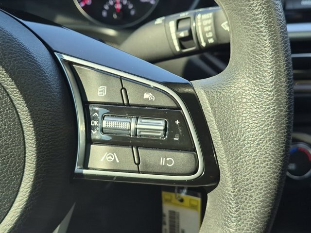 Used 2024 Kia Forte LXS w/ LXS Technology Package FWD image 19