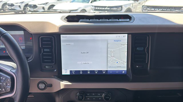 Certified 2023 Ford Bronco Wildtrak AWD/4WD image 31