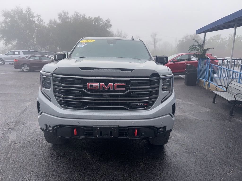 Used 2025 GMC Sierra 1500 AT4 w/ Technology Package image 4