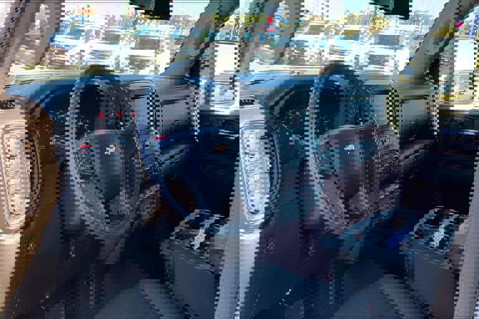 Used 2024 Chevrolet Silverado 2500 Custom w/ Custom Value Package image 17