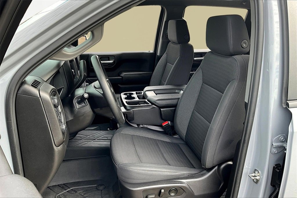 Used 2024 Chevrolet Silverado 1500 Custom image 26