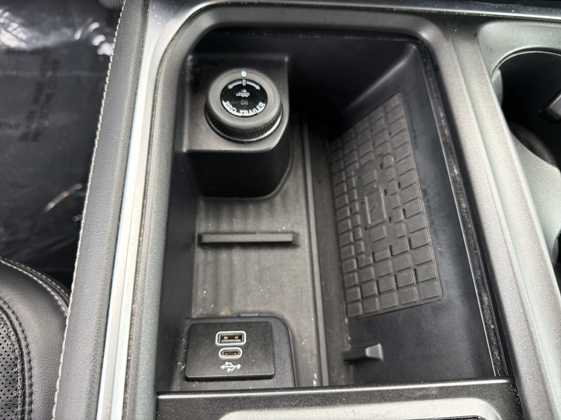 Certified 2025 Ford Expedition Platinum AWD/4WD image 10