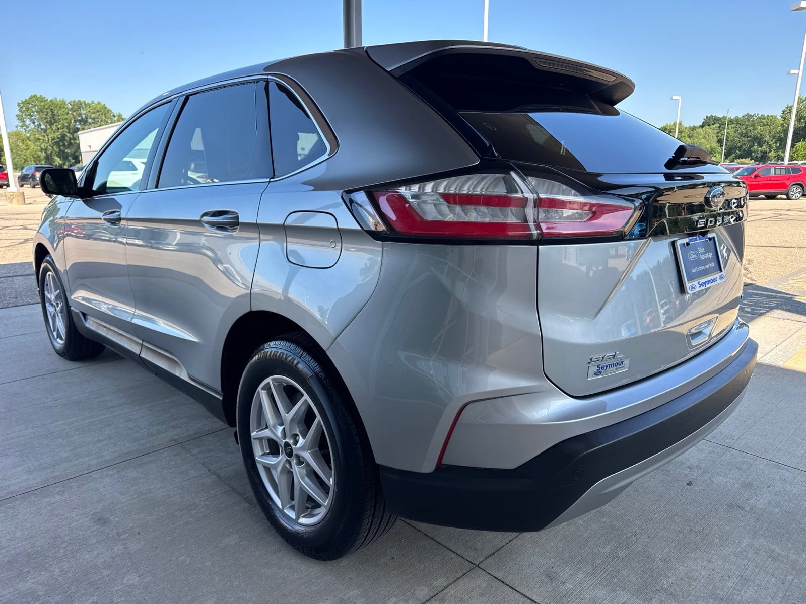 Certified 2024 Ford Edge SEL w/ Convenience Package AWD/4WD image 5
