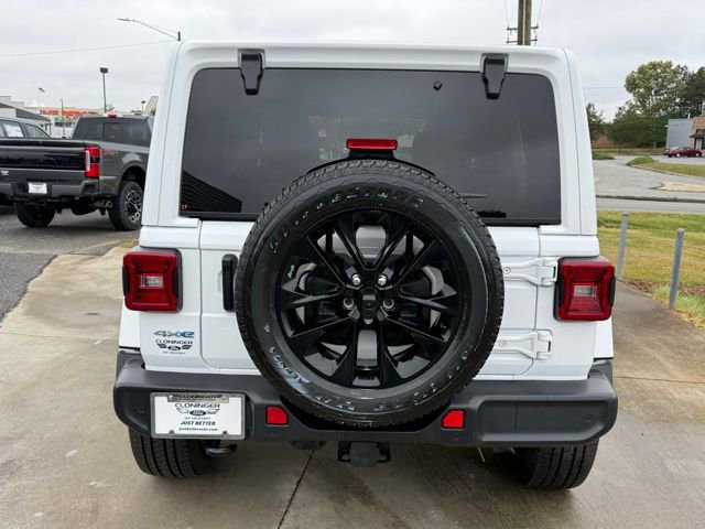 Used 2021 Jeep Wrangler Unlimited Sahara w/ Cold Weather Group AWD/4WD image 10