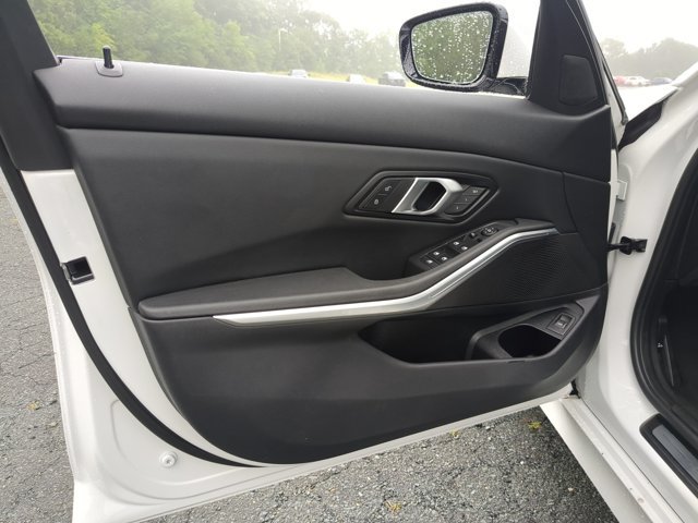 Used 2024 BMW 330i Sedan RWD image 13