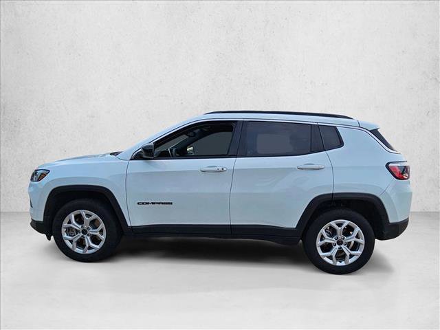 Used 2025 Jeep Compass Latitude image 6