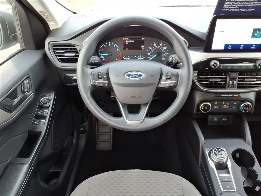 Certified 2022 Ford Escape SE image 5