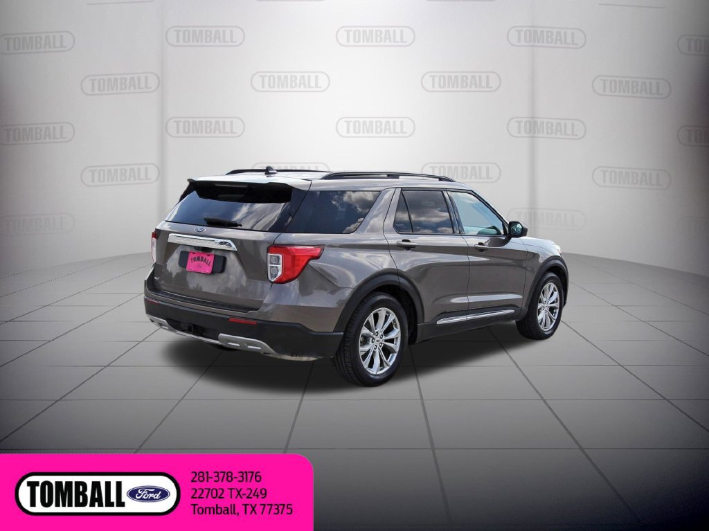 Certified 2021 Ford Explorer XLT w/ Equipment Group 202A RWD image 7