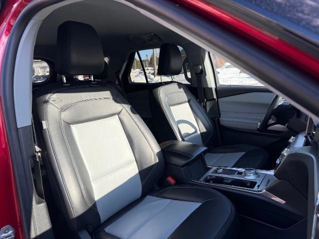 Certified 2023 Ford Explorer XLT w/ Equipment Group 202A image 11