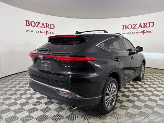 Used 2024 Toyota Venza XLE AWD/4WD image 8