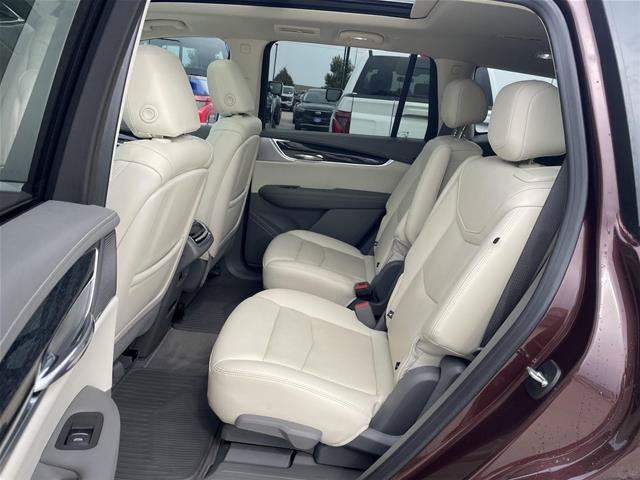 Used 2022 Cadillac XT6 Premium Luxury w/ Technology Package AWD/4WD image 20