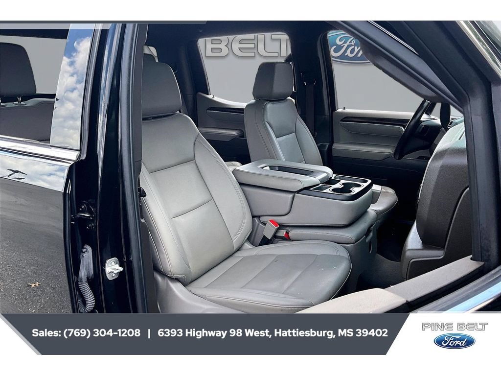 Used 2025 GMC Sierra 1500 SLT AWD/4WD image 6