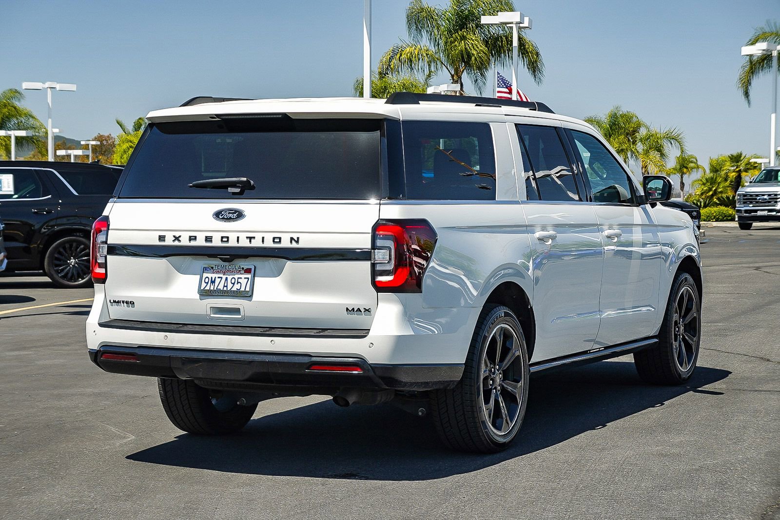 Certified 2024 Ford Expedition Max Limited RWD image 4