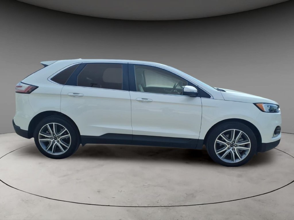 Certified 2023 Ford Edge Titanium AWD/4WD image 6