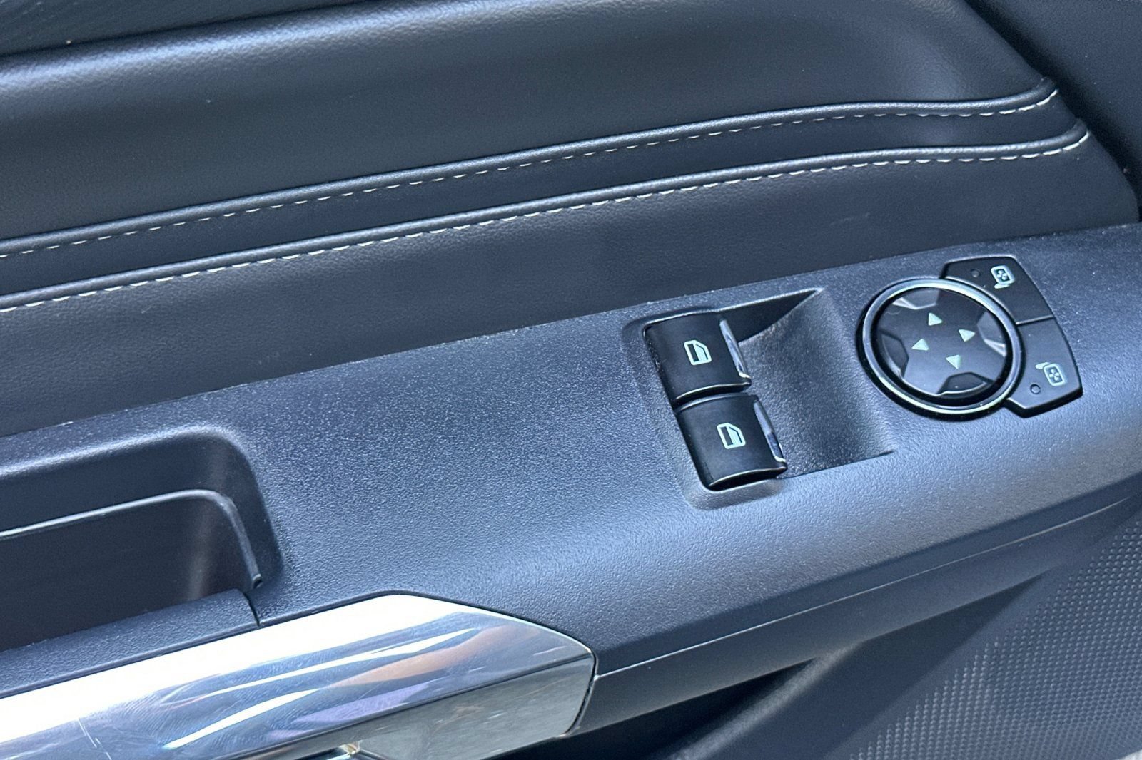 Certified 2024 Ford Mustang GT Premium RWD image 12