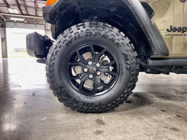 Used 2025 Jeep Wrangler Unlimited Sport AWD/4WD image 11