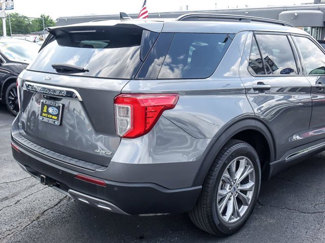 Certified 2023 Ford Explorer XLT w/ Equipment Group 202A AWD/4WD image 9