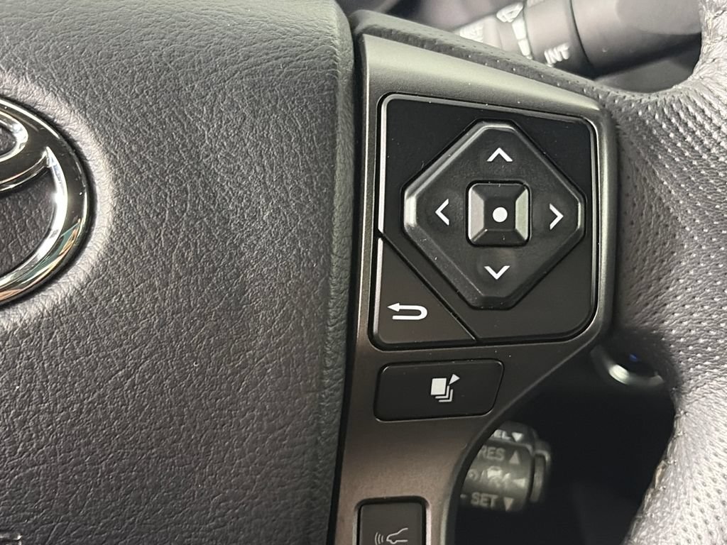 Used 2023 Toyota Tacoma TRD Sport w/ Advanced Technology Package AWD/4WD image 18